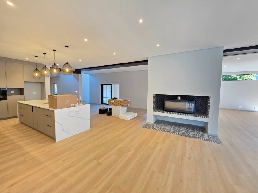 6 Bedroom Property for Sale in Die Boord Western Cape